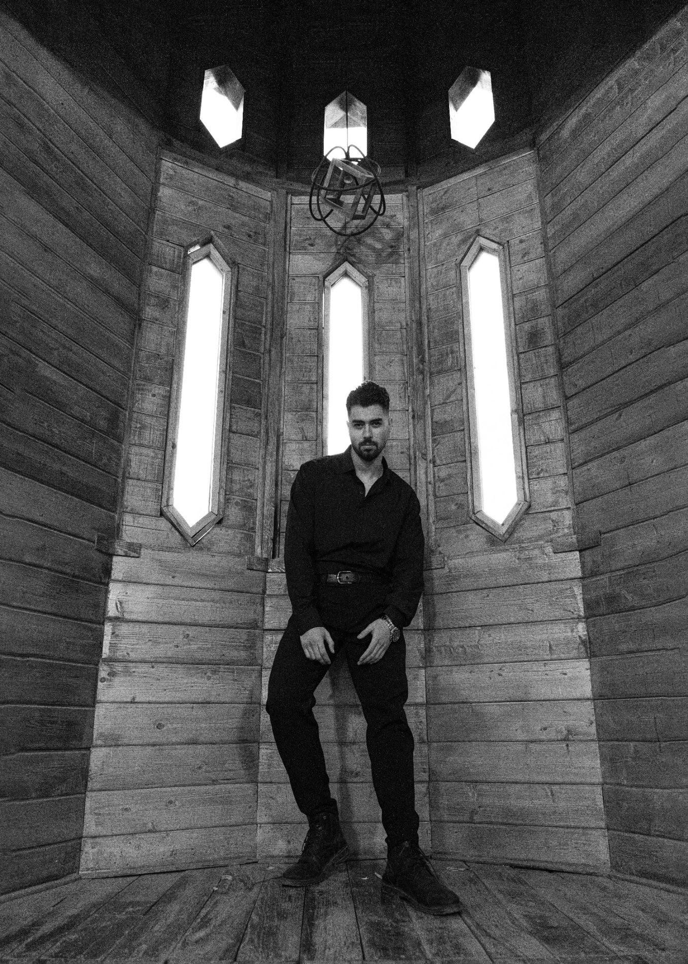 Cinematic black and white studio portrait representing VANTA VISUALS